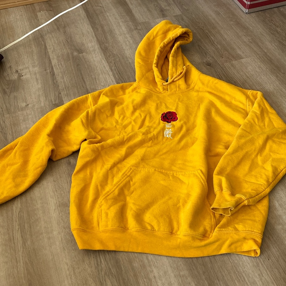Yellow hoodie men’s